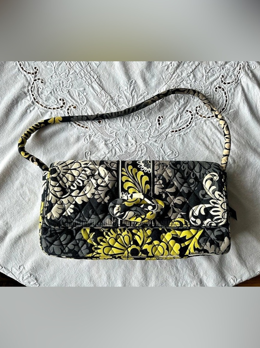 Vera Bradley Knot Just a Clutch Floral Quilted Crossbody Clutch